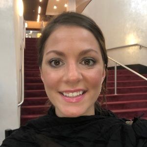 Meet your Posher, Maria